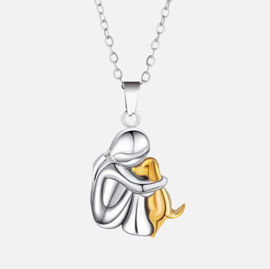 Collar con colgante en forma de perro