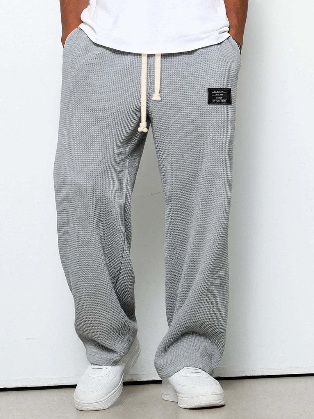 Pantalones anchos ajustables