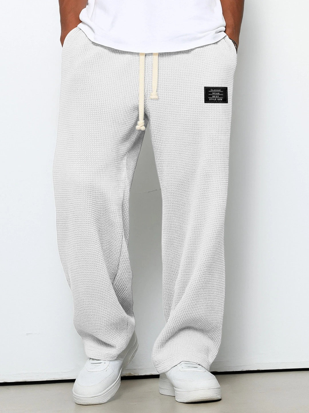 Pantalones anchos ajustables