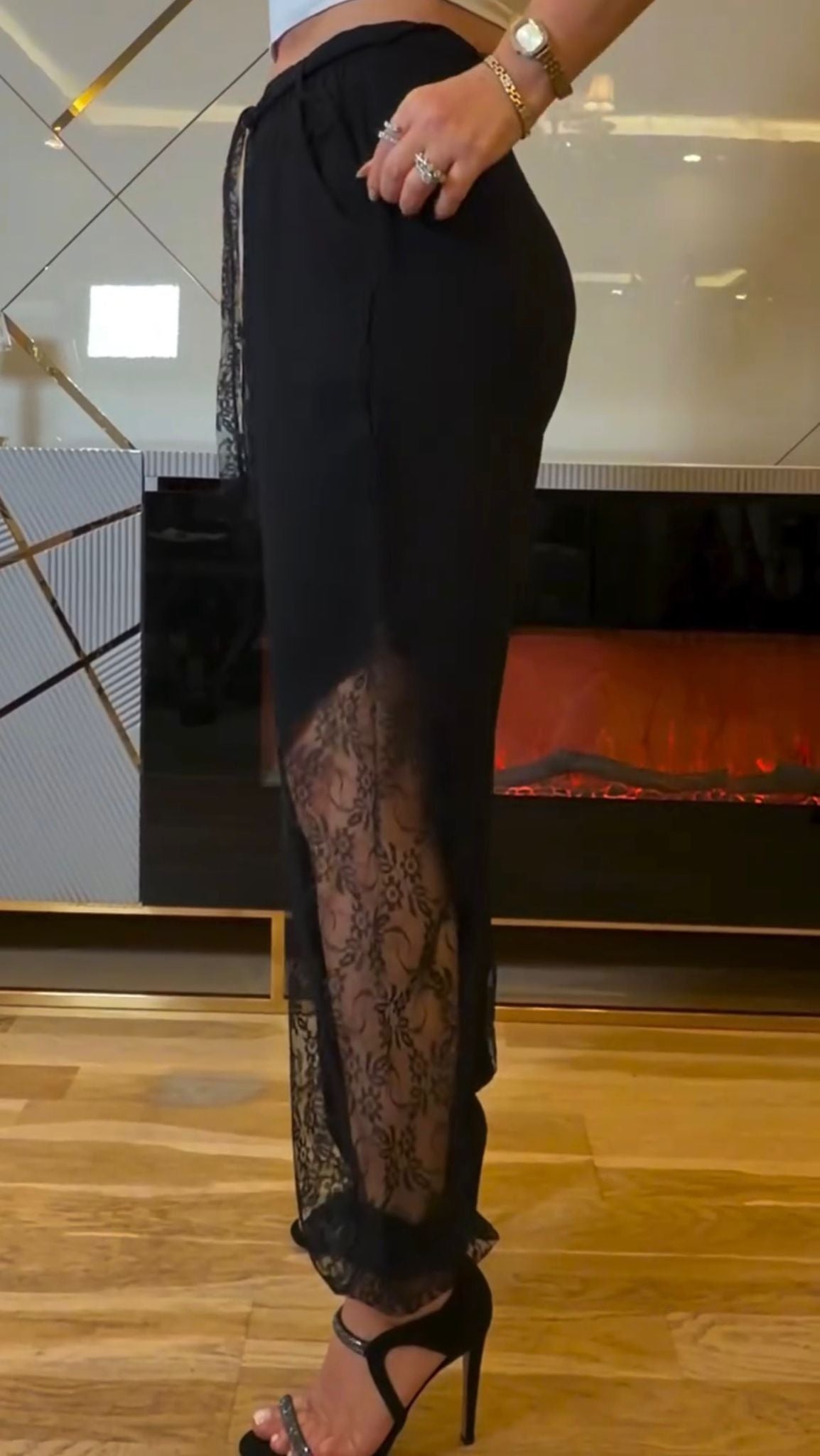 Pantalón de encaje