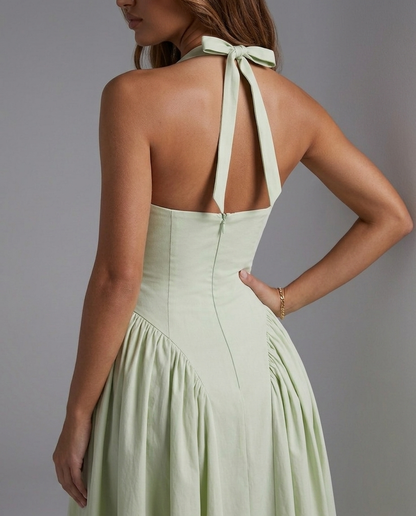 Vestido halter de espalda descubierta